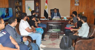 "صحة سوهاج" تسلم 401 طبيب وطبيبة من الجدد العمل بمستشفيات المحافظة جانب من الاجتماع