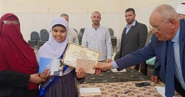 "ابتسام" طالبة أزهرية تفوز بالمركز الأول على الجمهورية فى الإنشاد الدينى