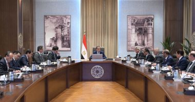 وزير الثقافة: اجتماعات مكثفة لاستكمال تشكيل اللجنة المعنية بقضايا الدراما اجتماع الدكتور مصطفى مدبولي