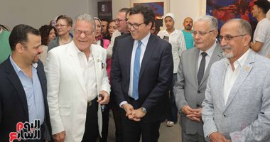 وزير الثقافة يفتتح الدورة السادسة من ترينالى مصر الدولى.. صور