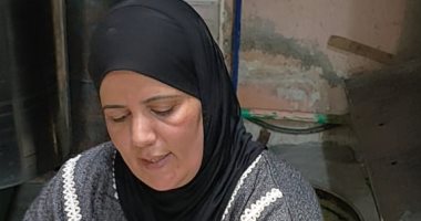 يا حلاوة الإيد الشغالة.. أم إسلام بتعمل أحلى فطير مشلتت فى الغربية.. بدأت حياتها بمشروع تربية الدواجن وطوّرت من نفسها بإنتاج الفطير والوجبات المنزلية.. عملت 8 سنوات داخل منزلها وتتلقى الطلبات من خارج المحافظة الفطير المشلتت في الغربية