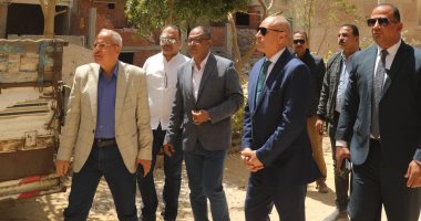 محافظ القاهرة يتفقد أعمال إزالة مخالفات بناء بالمقطم والهضبة الوسطى محافظ القاهرة يتفقد أعمال إزالة مخالفات بناء بالمقطم