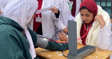 تمريض حلوان تطلق قافلة صحية داخل الحرم الجامعي للتوعية بالأمراض المزمنة قافلة صحية داخل الحرم الجامعي