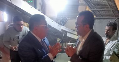 محافظ الدقهلية يوقف أعمال بناء لمراجعة الترخيص خلال جولة مفاجئة