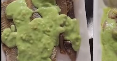 فسيخ بـ"البستاشيو".. أحدث افتكاسات الأسماك المملحة فى شم النسيم.. فيديو