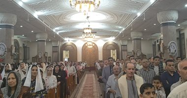 قداس عيد القيامة بكاتدرائية الشهيدين كيرياكوس ويوليطة أمه بسوهاج.. فيديو قداس عيد القيامة