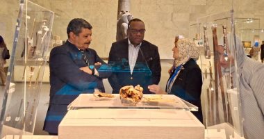 المتحف القومي للحضارة المصرية يستقبل وفدًا من مسؤولي الوكالة الدولية للطاقة الذرية