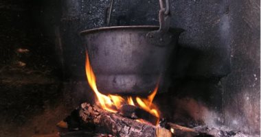 أقدم وصفة طبخ مكتوبة في العالم عمرها 3700 عام.. يا ترى مكوناتها إيه؟ طهى الطعام