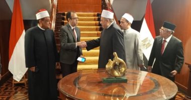 السفير المصرى بإندونيسيا يستقبل رئيس قطاع المعاهد الأزهرية والوفد المرافق 