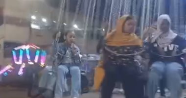 إقبال كبير من الأهالى فى عيد شم النسيم بحديقة صنعاء بكفر الشيخ.. فيديو