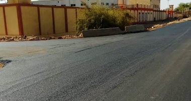 "طرق أسوان": انتهاء رصف طريق السد العالى شرق بطول 1200 متر انتهاء رصف طريق السد العالى بأسوان
