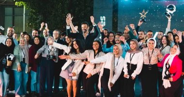 اقتنع بهم فى شارك تانك وقرر الاستثمار معهم فصنعوا قصة نجاح ملهمة ..رجل الأعمال أيمن ممدوح عباس يكرم الشركات الناشئة ورواد الأعمال بعد تخطي حجم أعمالهم مليار جنيه فى 2024
