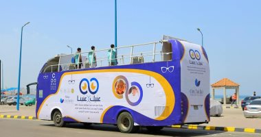 أوتوبيس "عنيك فى عنينا" يشارك فى احتفالات الربيع بسلاسل توعية وخدمات طبية مجانية