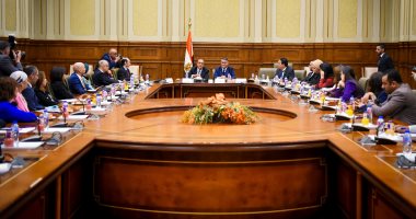 وزير الخارجية يشيد بالتعاون القائم بين البرلمان وقطاعات الوزارة المختلفة