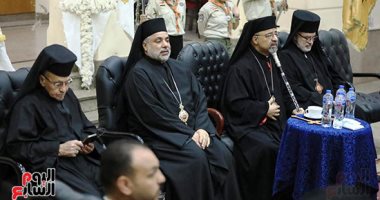 بطريرك الأقباط الكاثوليك: البابا فرنسيس كان ضميرا حيا للعالم ورمزا للتسامح.. صور الانبا إبراهيم إسحق يستقل عزاء البابا فرنسيس بمصر