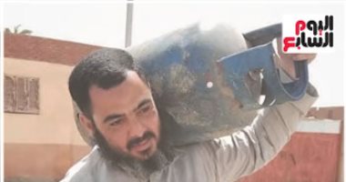 بـ"جلابية" وأنابيب فارغة.. مفتش تموين يتنكر لضبط مخالفات المستودعات بالسويس مفتش تموين يتنكر