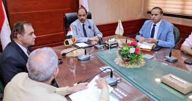 محافظ سوهاج يناقش استغلال أرض سينما أوبرا لإقامة مول تجارى عليها