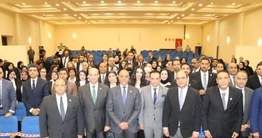 الهيئة الوطنية للانتخابات تنظم ندوة تثقيفية لتعزيز الوعى السياسى لشباب العمال الندوة التثقيفية لتنمية الوعى السياسى