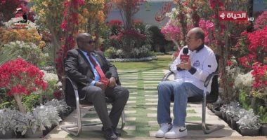 سفير زامبيا لدى مصر مشيدا بمعرض زهور الربيع: "مدهش ورائع"