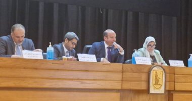 عميد طب قصر العينى يشهد جلسة تعيين النواب الأطباء دفعة 2023 بكلية الطب