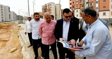 وزير الإسكان يختتم جولته بتفقد وحدات "سكن لكل المصريين" بحدائق العاصمة
