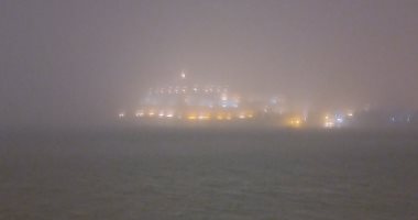 عاصفة ترابية تضرب محافظة أسوان وتوقف حركة البواخر فى النيل.. فيديو