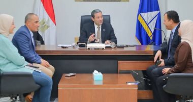 محافظ دمياط يبحث مع رئيس شمال الدلتا للكهرباء تنفيذ مشروعات الخطة الاستثمارية   