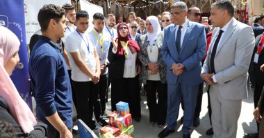 محافظ الجيزة يفتتح معرض "صنع بالتعليم الفنى" بمدرسة إمبابة الصناعية بنين محافظ الجيزة يفتتح معرض "صنع بالتعليم الفني"