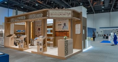 أمين مجمع اللغة العربية بالشارقة: المعجم التاريخي مرجع للدارسين والباحثين والمؤرخين جناح مجمع اللغة العربية