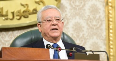 رئيس مجلس النواب للأعضاء: "عايزين سيستم أو طريقة تمنع النائب يقوم من مكانه" المستشار الدكتور حنفي جبالي رئيس مجلس النواب