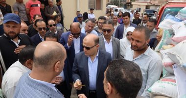 محافظ كفرالشيخ يتفقد صوامع القمح المعدنية التابعة لمطاحن وسط وغرب الدلتا متابعة توريد القمح بصوامع كفر الشيخ