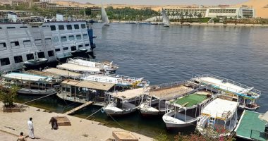 حركة البواخر النيلية تنعش السياحة الدولية فى أسوان.. أفواج أجنبية تتدفق على "درة النيل".. "النايل كروز" للاستمتاع بالطبيعة وزيارة المواقع الأثرية.. معابد مصر والنوبة وجزر النيل أبرز المزارات.. صور وفيديو مراكب النيل فى أسوان