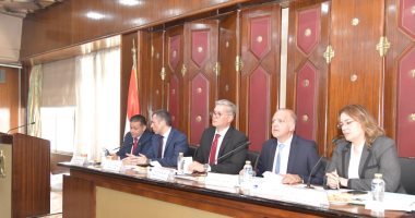 وزير البترول يعلن عقد اجتماع مع لجنتي الطاقة والصناعة لبحث مشكلات القطاع المهندس كريم بدوي وزير البترول والثروة المعدنية