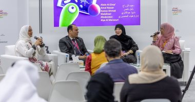 مثقفون: الإيقاع الموسيقي للشعر يحسن الذاكرة السمعية واللفظية لدى الأطفال جانب من الندوة
