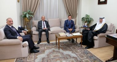 الجامعة العربية وسويسرا يناقشان توفير الحماية الدولية للمدنيين الفلسطينيين جانب من اللقاء