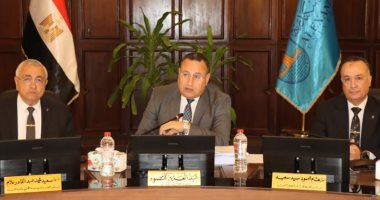 رئيس جامعة الإسكندرية يوجه بالانتهاء من الاستعداد لامتحانات نهاية العام الدراسي