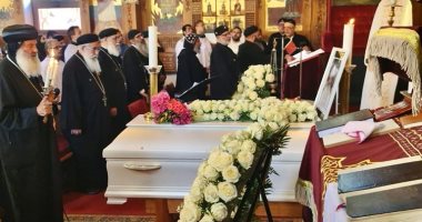 البابا تواضروس الثانى ينعى رحيل كاهن  بألمانيا