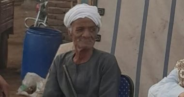 دفنا بنفس المقابر.. وفاة مسن بعد شقيقه بـ 5 أيام في قنا