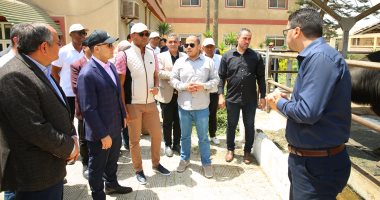 محافظ كفر الشيخ ووزير الزراعة بمدغشقر يتفقدان المركز الدولى للتلقيح الصناعى بسخا محافظ كفرالشيخ ووزير الزراعة بمدغشقر يتفقدان المركز الدولي للتلقيح الصناعي