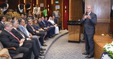 نيوز برو : 
                                            وزير البترول: الشباب هم القوة الدافعة نحو مستقبل مشرق
                                        
