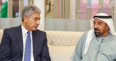نيوز برو : 
                                            وزير السياحة يلتقي رئيس هيئة الطيران المدني الإماراتية لبحث تعزيز التعاون
                                        