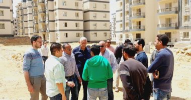 وزير الإسكان يتابع موقف المشروعات السكنية ونتائج حملات مواجهة المخالفات بمدينة بدر
