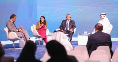 أحمد زايد: مكتبة الإسكندرية أولت أهمية لمشروعات الرقمنة لحفظ التراث جلسة معرض أبو ظبي