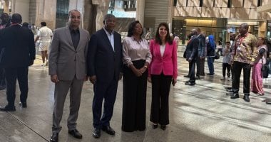 نيوز برو : 
                                            رئيس أنجولار يزور المتحف المصرى الكبير
                                        