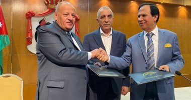الشبكة نيوز : 
                                            مهرجان جرش ونقابة الفنانين الأردنيين يوقعان اتفاقية تعاون
                                        