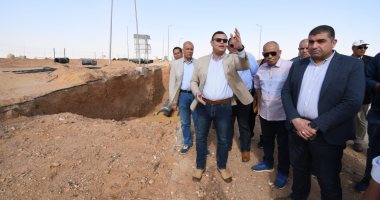وزير الإسكان يستكمل جولته اليوم بتفقد محاور وطرق مدينة الشروق