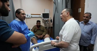 محافظ أسيوط يوجه بعلاج مواطن غير قادر على نفقته الخاصة محافظ أسيوط