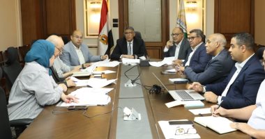 محافظ الجيزة: نسعى للتوسع فى الدفع بشركات النظافة بالقرى لتحسين المنظومة محافظ الجيزة يبحث آليات تطوير منظومة النظافة