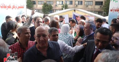 تزايد أعداد المتوافدين للمشاركة فى التصويت بانتخابات نقابة الصحفيين.. صور انتخابات الصحفيين