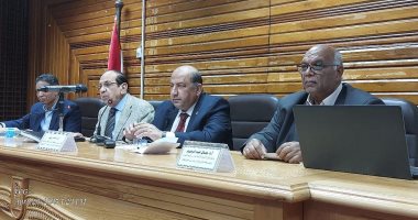نائب رئيس جامعة القاهرة: ندعم اللقاءات العلمية التى تجمع الخبرات الأكاديمية والبحثية لجنة التاريخ والآثار بالمجلس الأعلى للثقافة تعقد اجتماعها بجامعة القاهرة